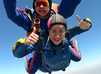 Panorama dall'alto durante il lancio in paracadute a Bologna